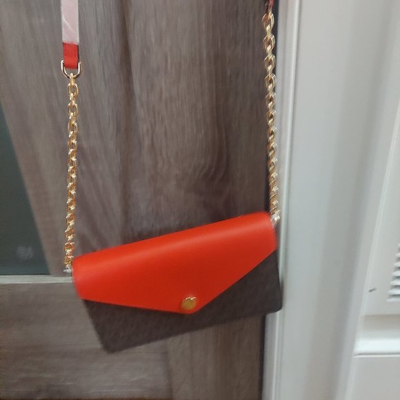 MICHAEL KORS small logo envelope crossbody bag -red - Picture 4 of 5